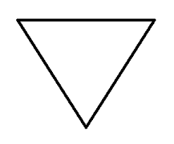 مؤخرة على شكل مثلث مقلوب